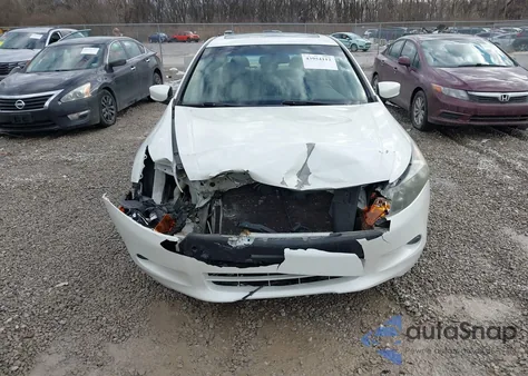 2010 Honda Accord 3.5 Ex-L z USA, uszkodzony, nr VIN 1HGCP3F86AA003165